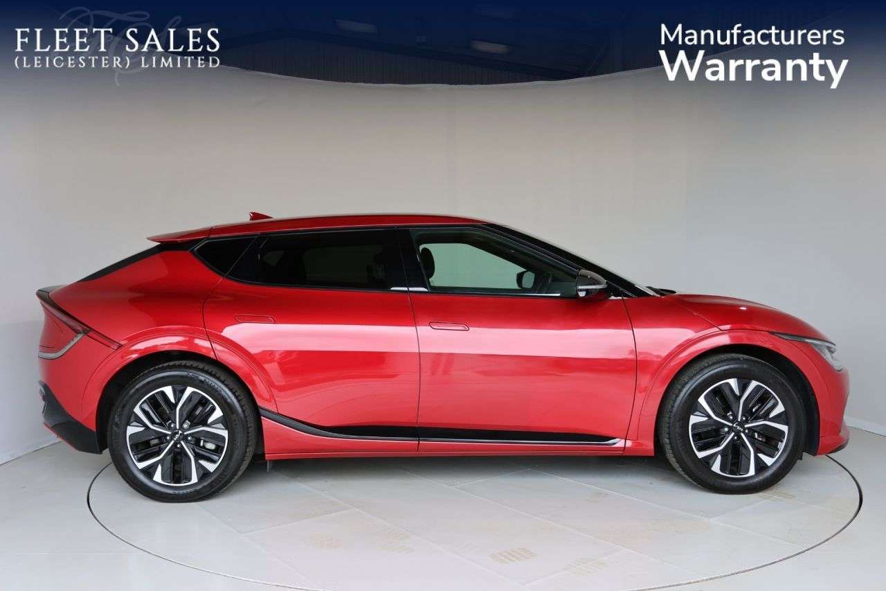 A 2023 KIA EV6 77.4kWh GT-Line Hatchback 5dr Electric Auto (225 bhp) HEATED STEERING WHEEL A 2023 KIA EV6 77.4kWh GT-Line Hatchback 5dr Electric Auto (225 bhp) HEATED STEERING WHEEL