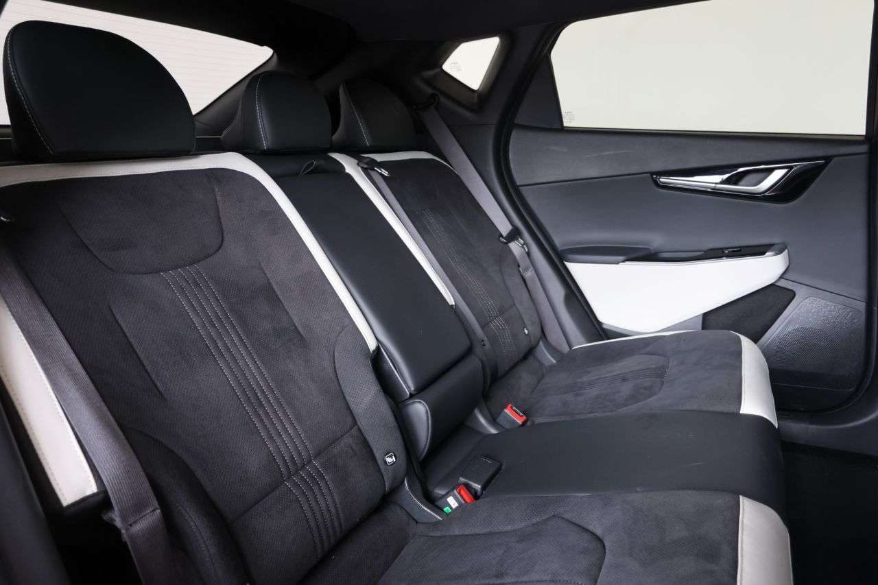 2023 KIA EV6 2023 KIA EV6