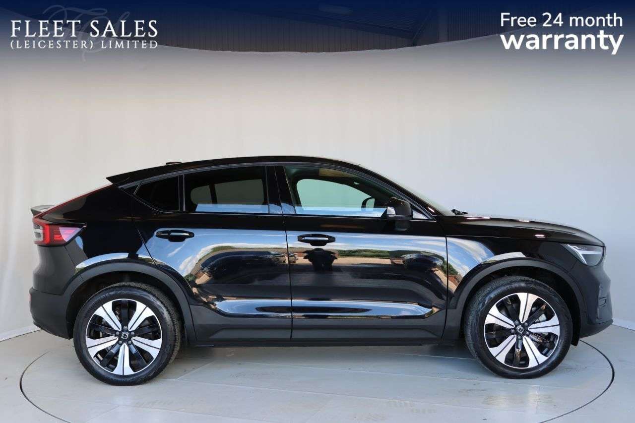A 2023 VOLVO C40 Recharge 69kWh Core SUV 5dr Electric Auto (231 ps) REAR CAMERA + APPLE CAR A 2023 VOLVO C40 Recharge 69kWh Core SUV 5dr Electric Auto (231 ps) REAR CAMERA + APPLE CAR
