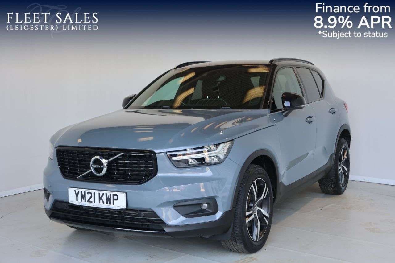 A 2021 VOLVO XC40 1.5 T3 R-Design SUV 5dr Petrol Manual Euro 6 (s/s) (163 ps) FULL SERVICE HI A 2021 VOLVO XC40 1.5 T3 R-Design SUV 5dr Petrol Manual Euro 6 (s/s) (163 ps) FULL SERVICE HI