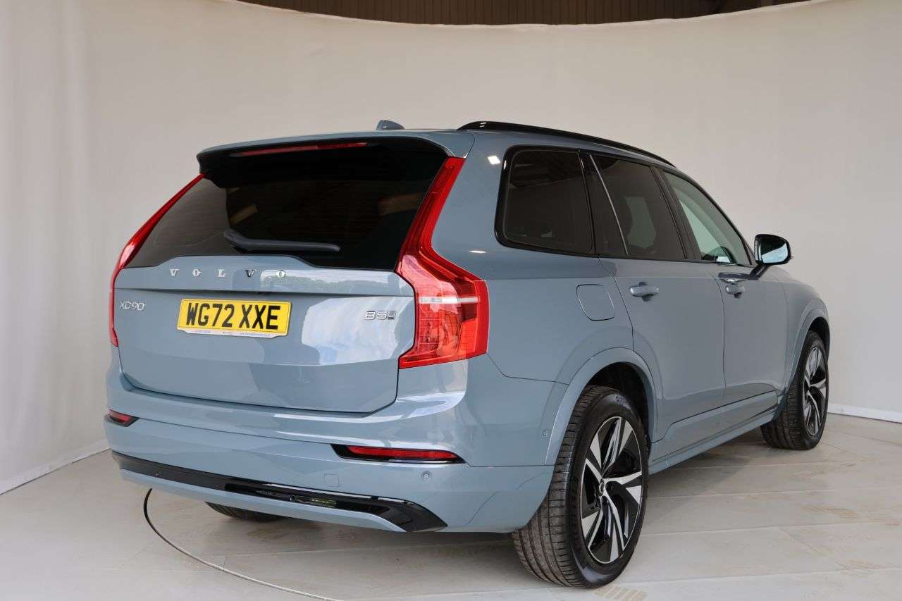 2022 VOLVO XC90 2022 VOLVO XC90
