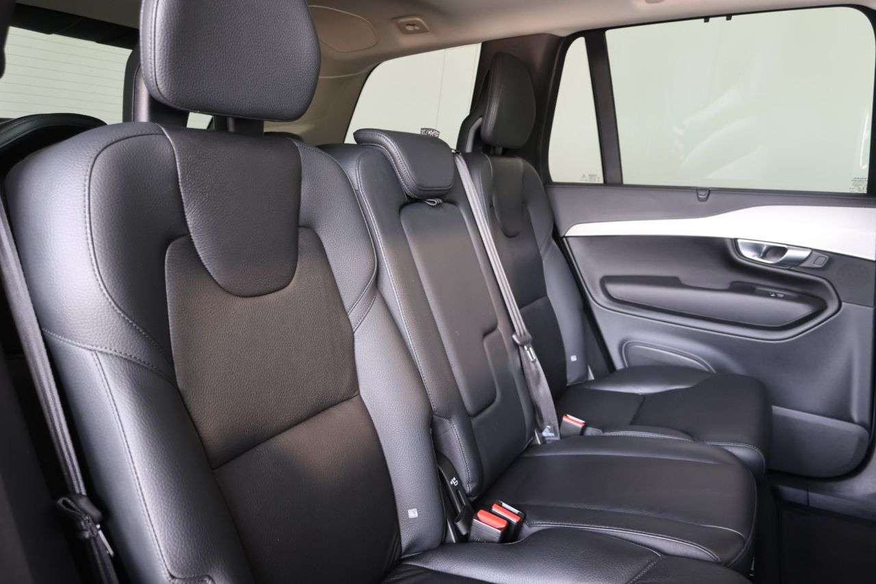 2022 VOLVO XC90 2022 VOLVO XC90