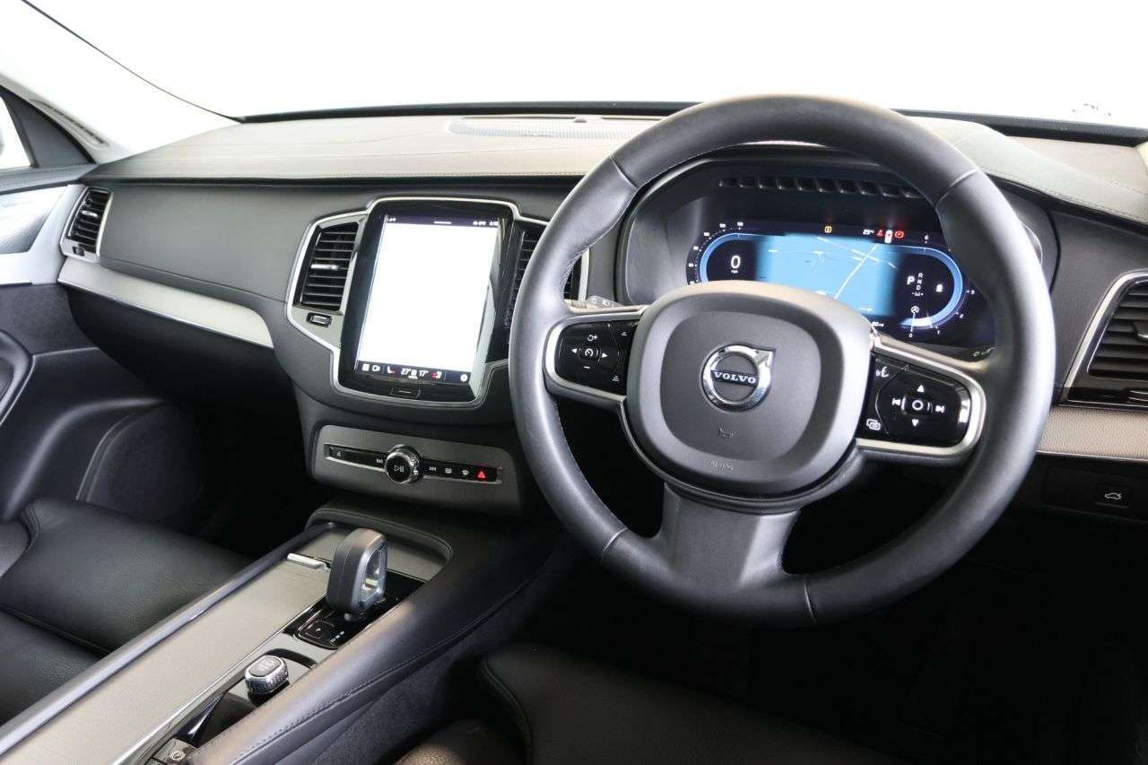 2022 VOLVO XC90 2022 VOLVO XC90