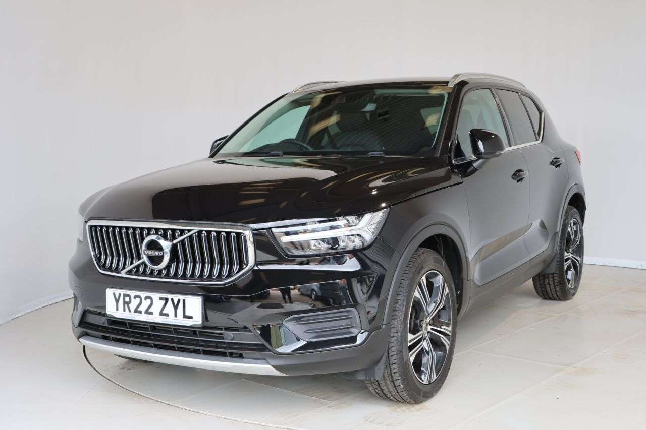 A 2022 VOLVO XC40 1.5 T3 Inscription SUV 5dr Petrol Manual Euro 6 (s/s) (163 ps) FULL SERVICE A 2022 VOLVO XC40 1.5 T3 Inscription SUV 5dr Petrol Manual Euro 6 (s/s) (163 ps) FULL SERVICE