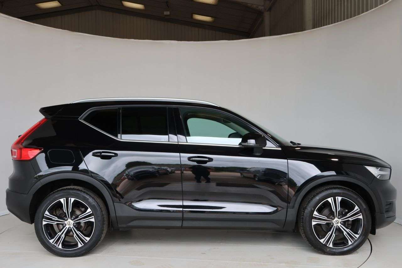A 2022 VOLVO XC40 1.5 T3 Inscription SUV 5dr Petrol Manual Euro 6 (s/s) (163 ps) FULL SERVICE A 2022 VOLVO XC40 1.5 T3 Inscription SUV 5dr Petrol Manual Euro 6 (s/s) (163 ps) FULL SERVICE