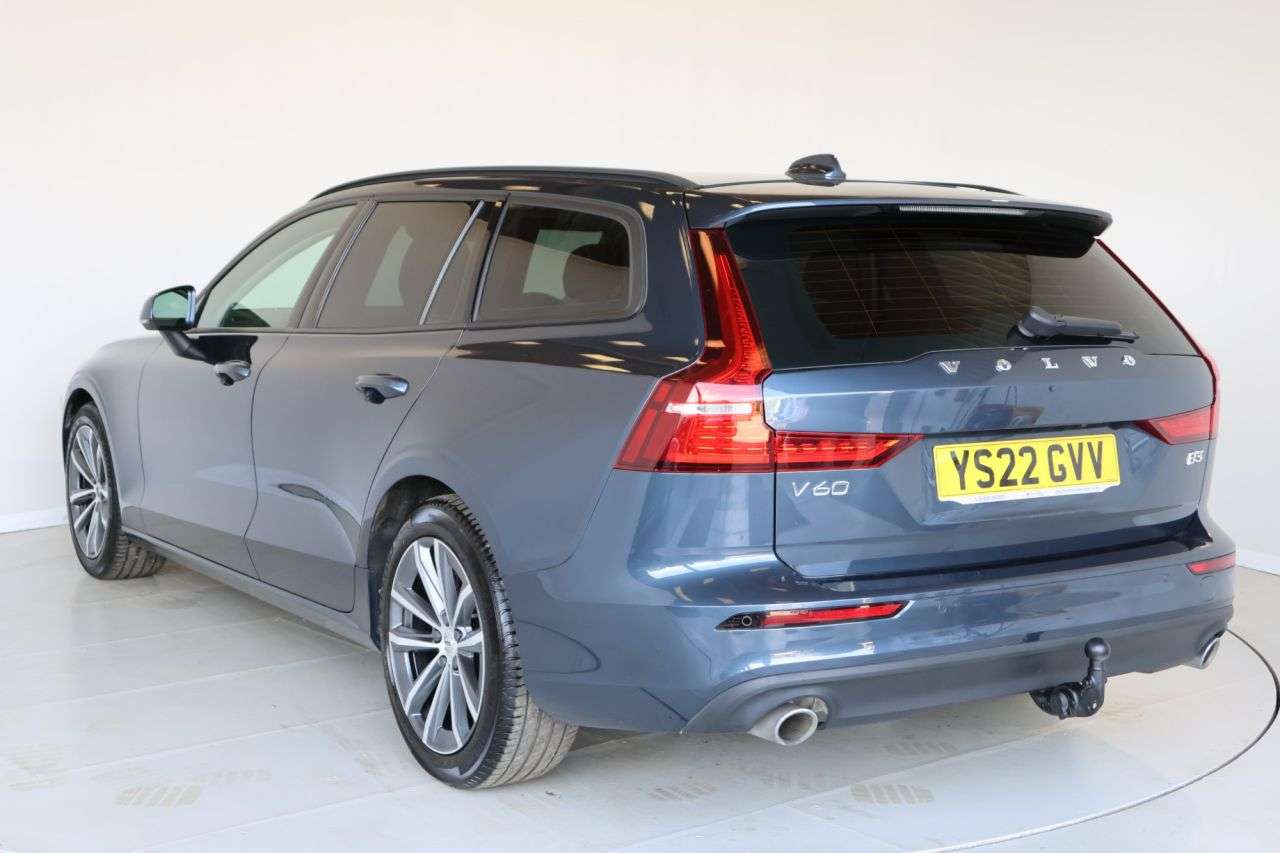 2022 VOLVO V60 2022 VOLVO V60