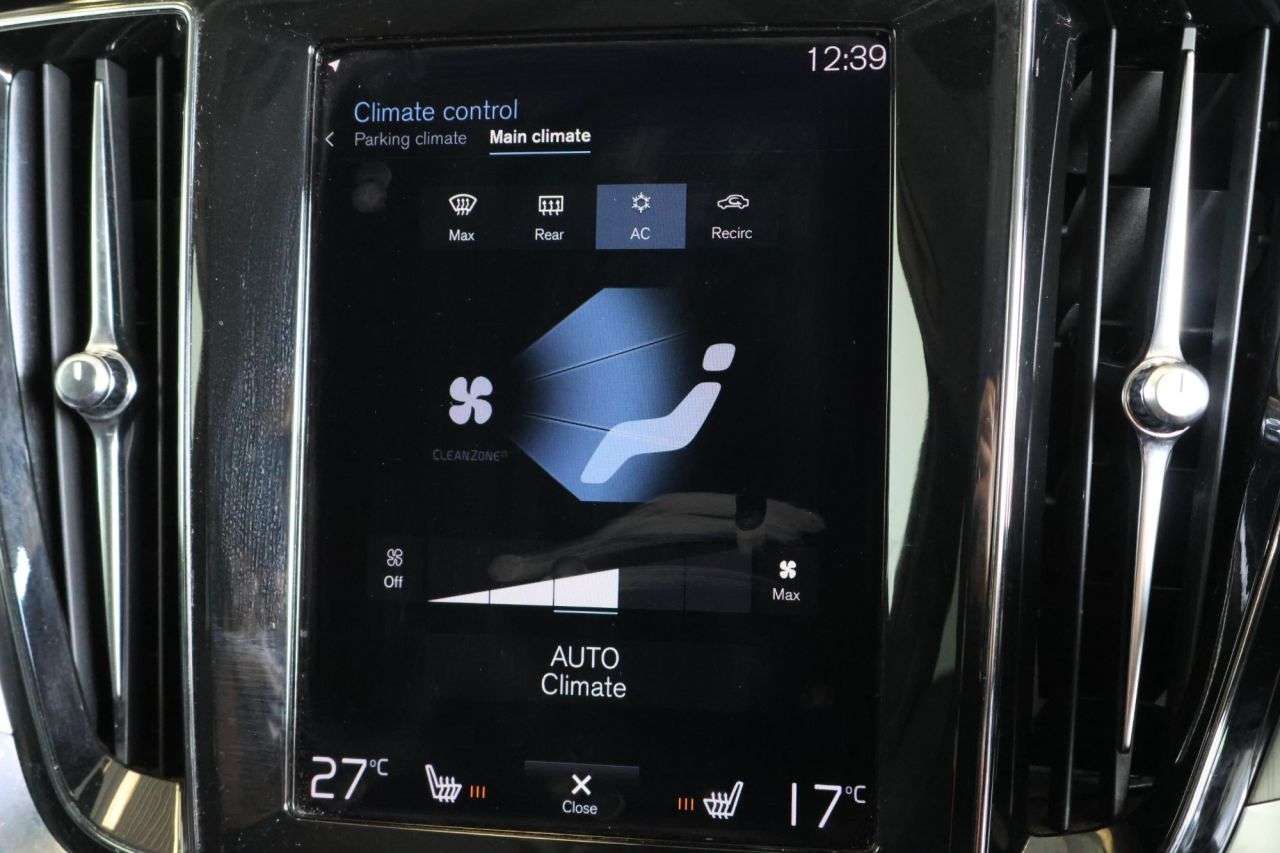 2022 VOLVO V60 2022 VOLVO V60