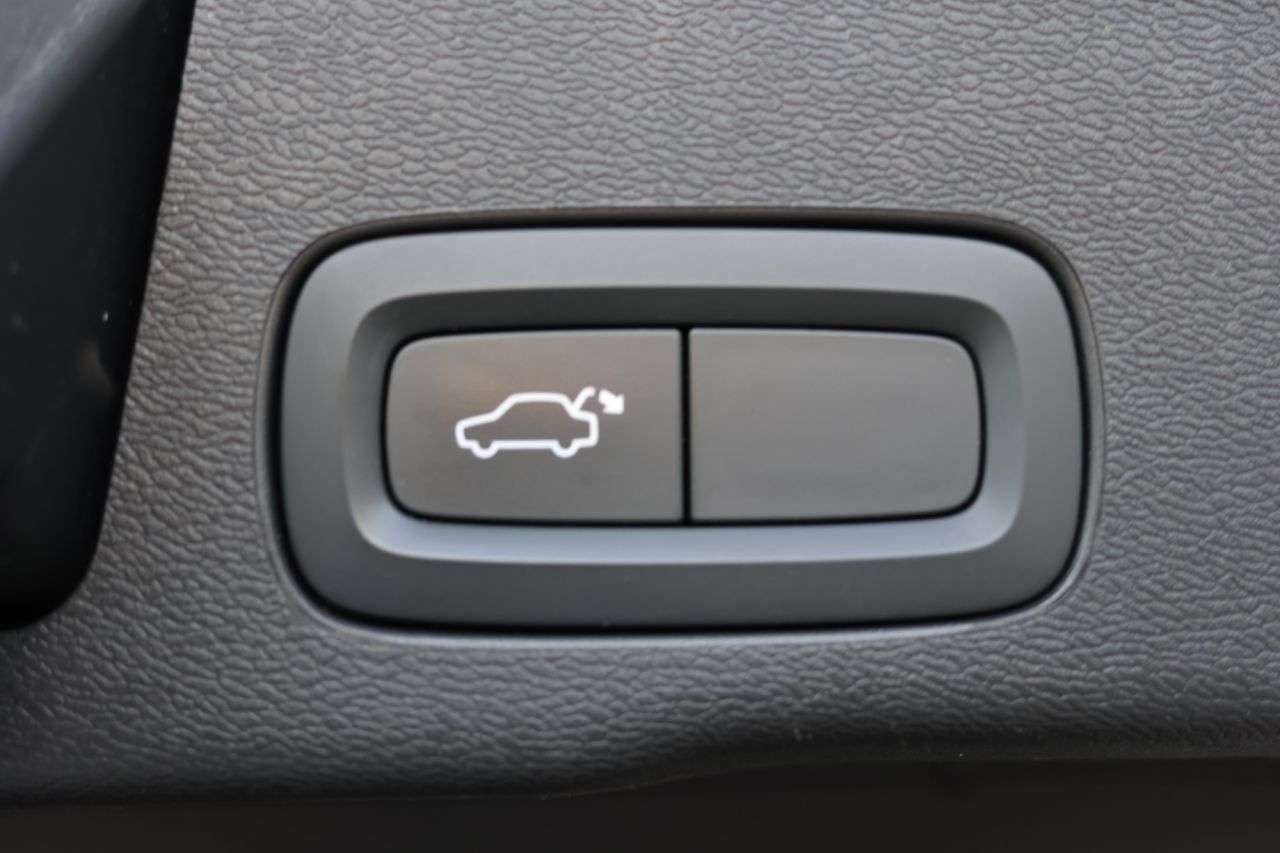 2023 VOLVO XC60 2023 VOLVO XC60