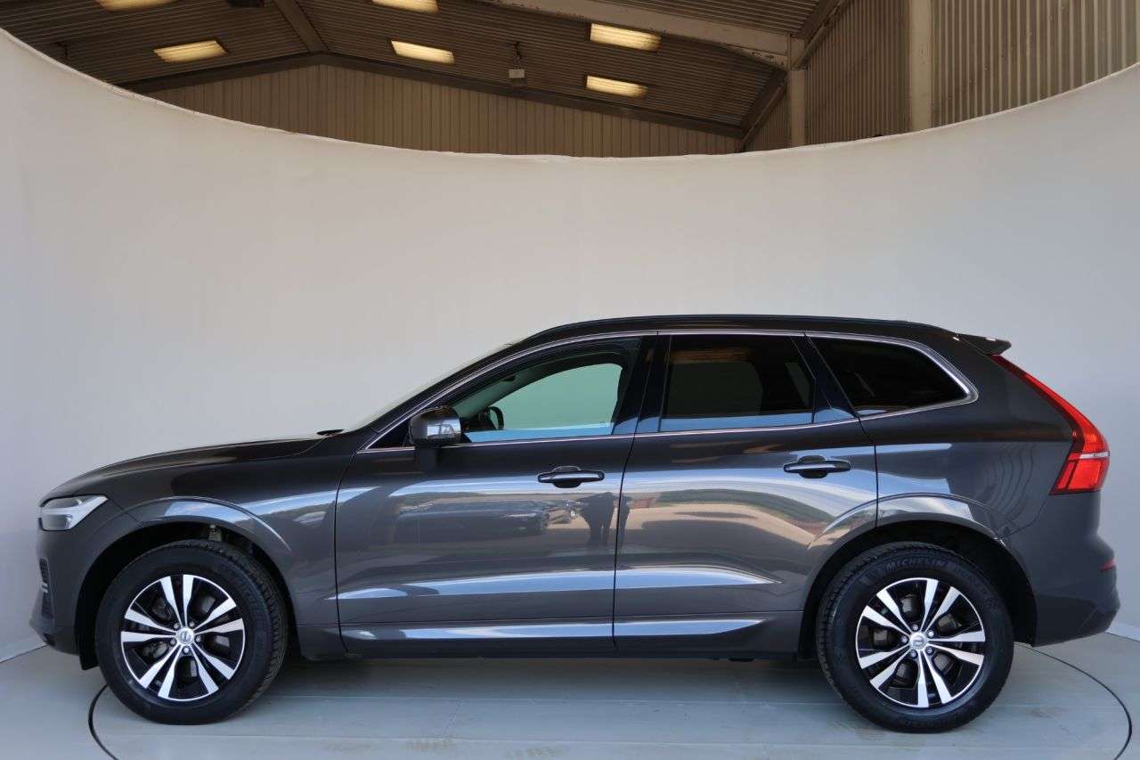 2023 VOLVO XC60 2023 VOLVO XC60