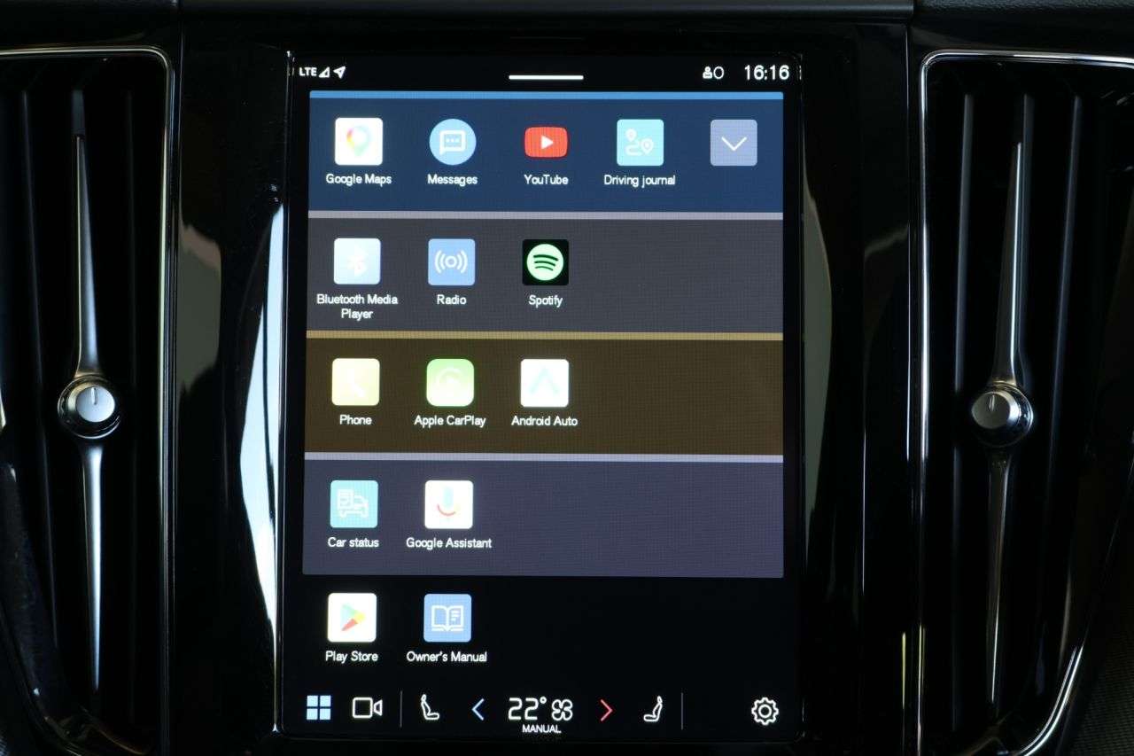 2023 VOLVO XC60 2023 VOLVO XC60