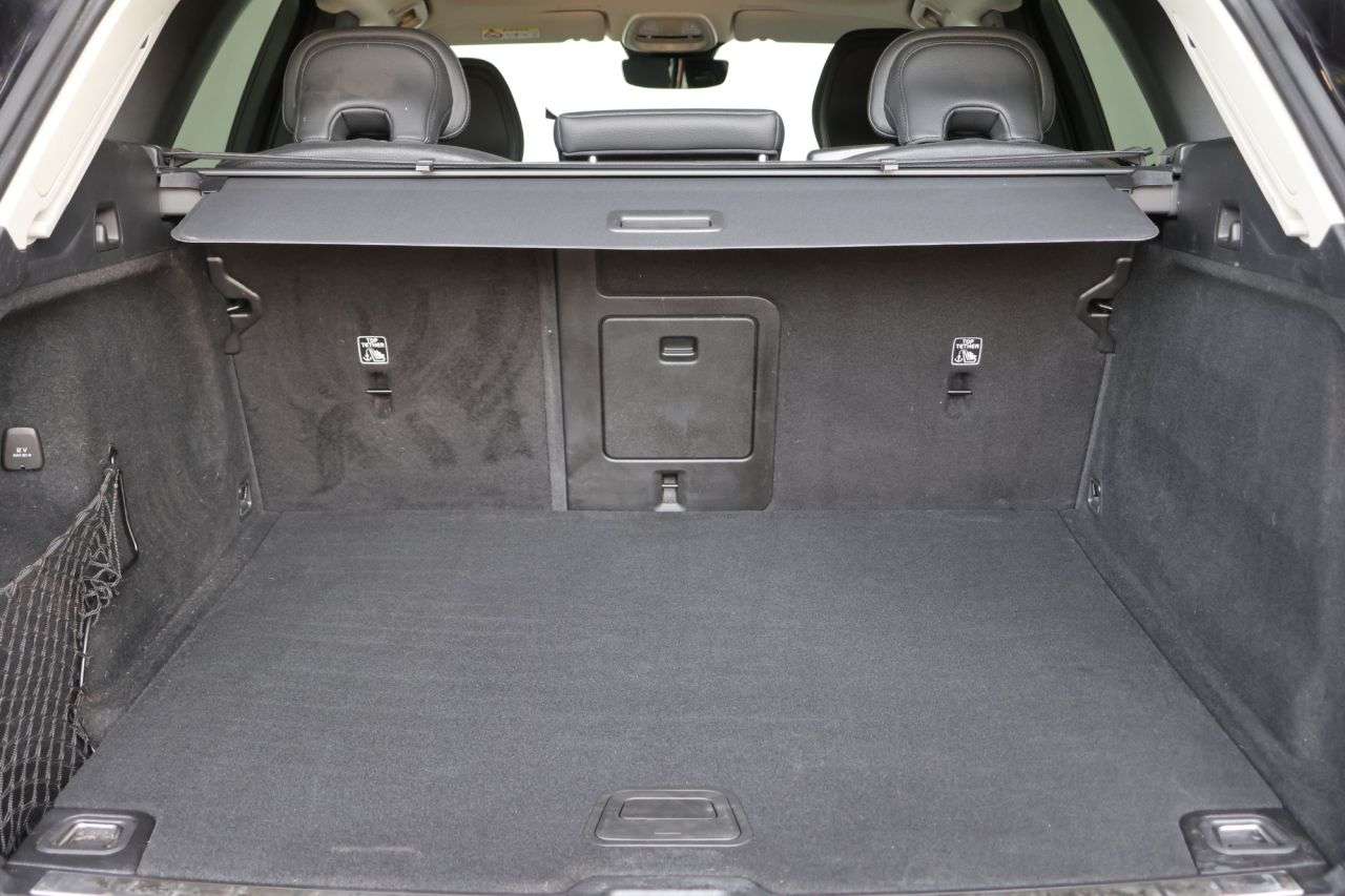 2023 VOLVO XC60 2023 VOLVO XC60