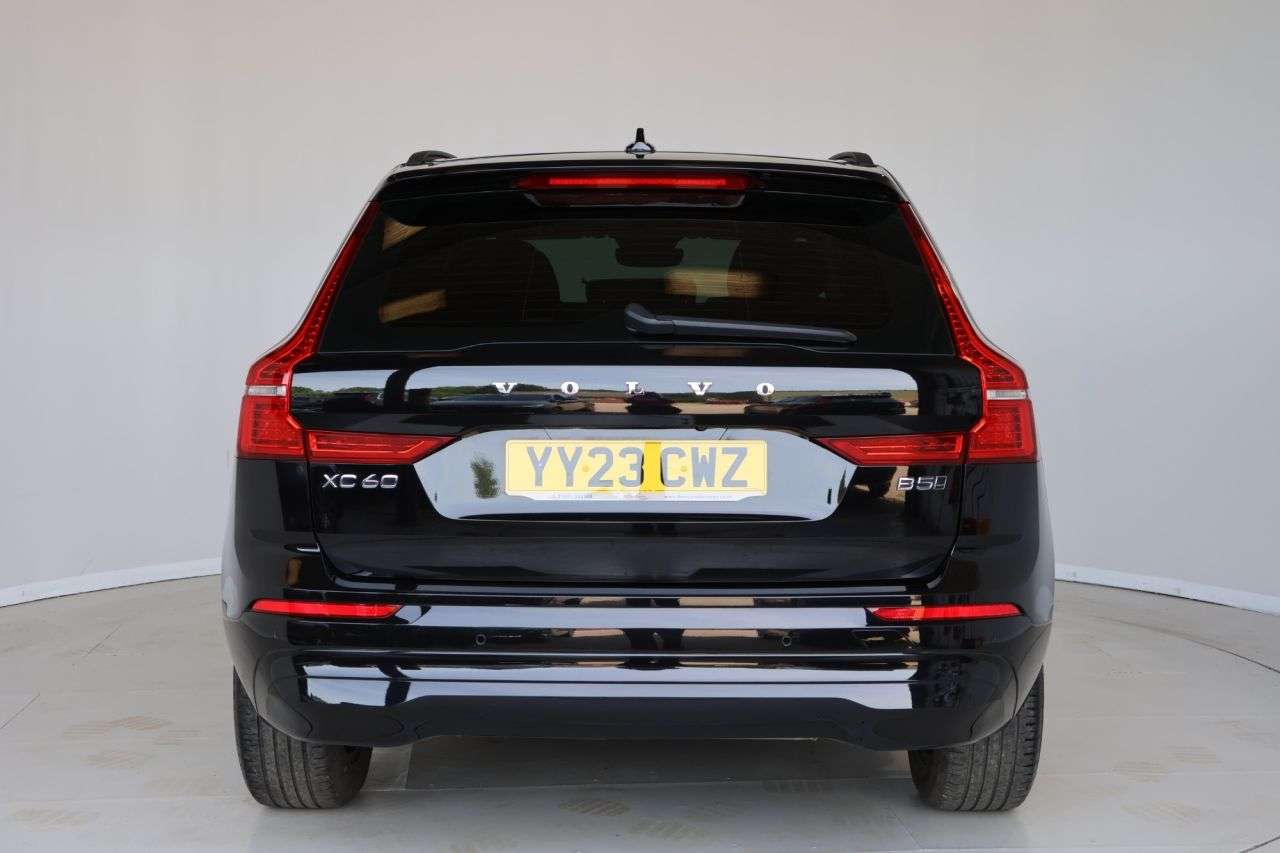 2023 VOLVO XC60 2023 VOLVO XC60