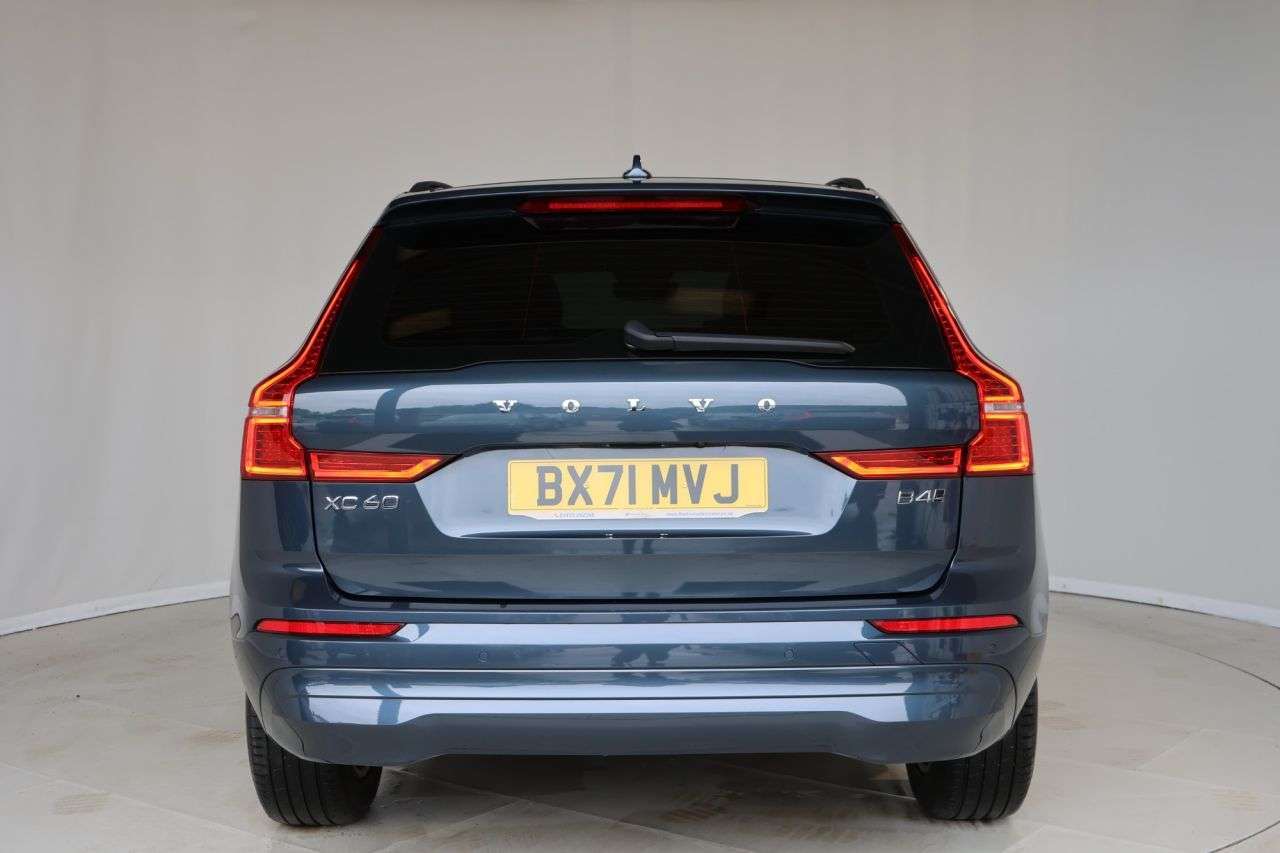 2021 VOLVO XC60 2021 VOLVO XC60