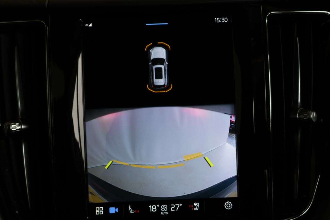 2021 VOLVO XC60 2021 VOLVO XC60