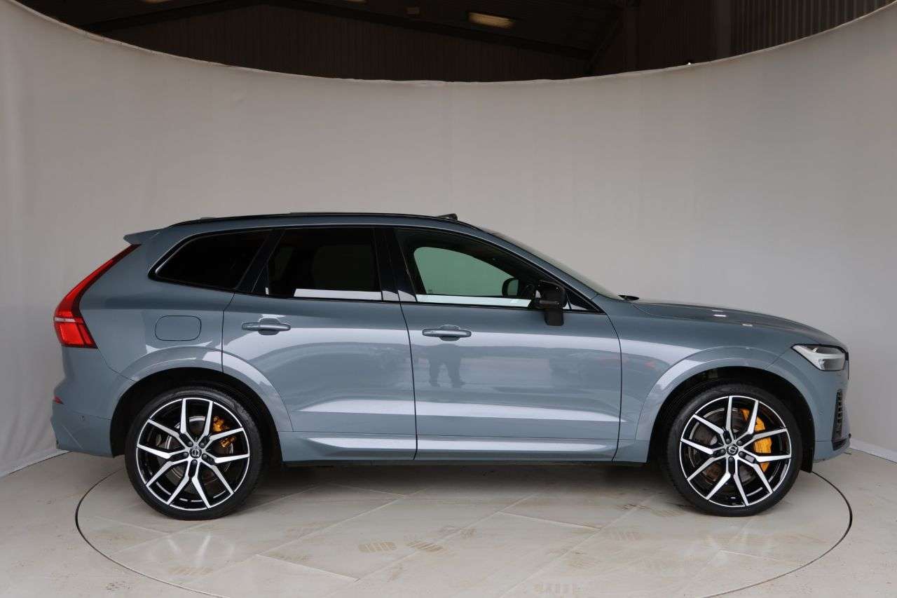 A 2022 VOLVO XC60 2.0h T8 Recharge 18.8kWh Polestar Engineered SUV 5dr Petrol Plug-in Hybrid A 2022 VOLVO XC60 2.0h T8 Recharge 18.8kWh Polestar Engineered SUV 5dr Petrol Plug-in Hybrid
