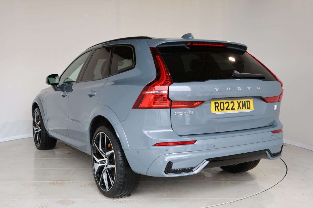 2022 VOLVO XC60 2022 VOLVO XC60