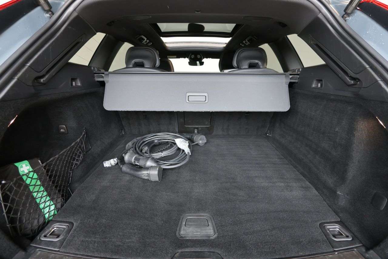 2022 VOLVO XC60 2022 VOLVO XC60