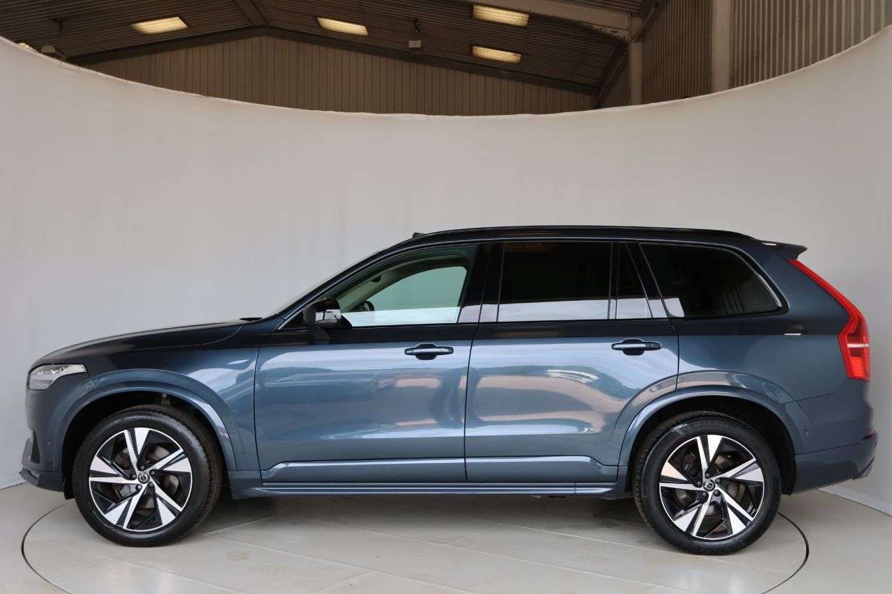 2022 VOLVO XC90 2022 VOLVO XC90