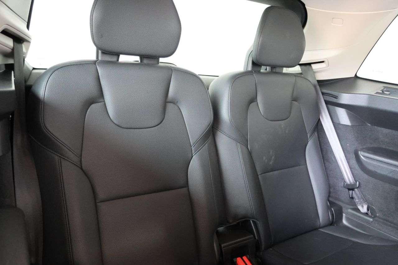 2022 VOLVO XC90 2022 VOLVO XC90