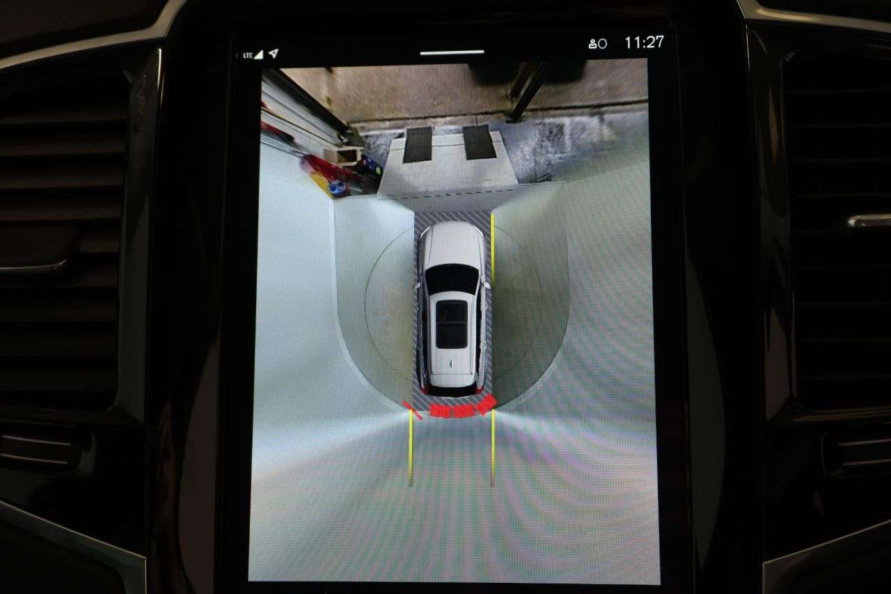 2022 VOLVO XC90 2022 VOLVO XC90