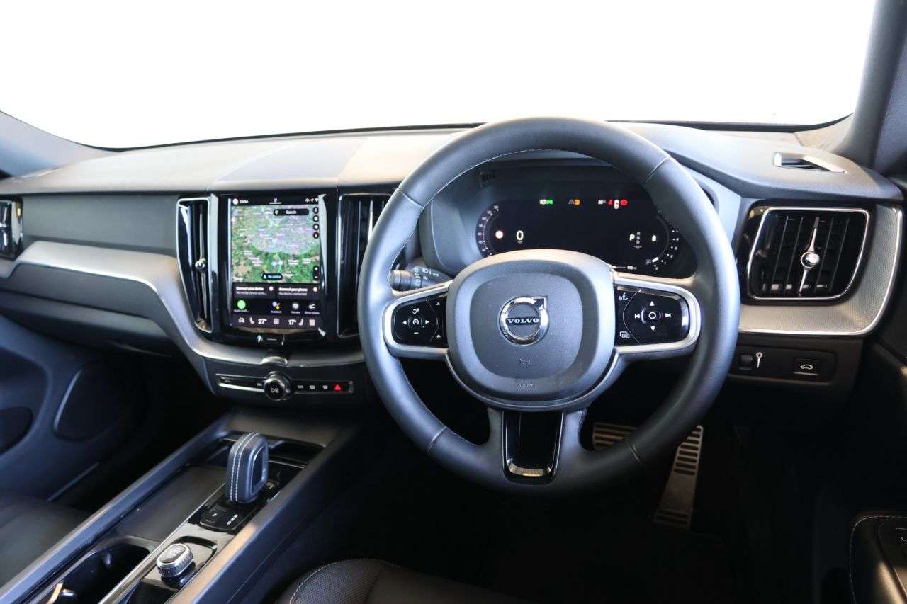2022 VOLVO XC60 2022 VOLVO XC60