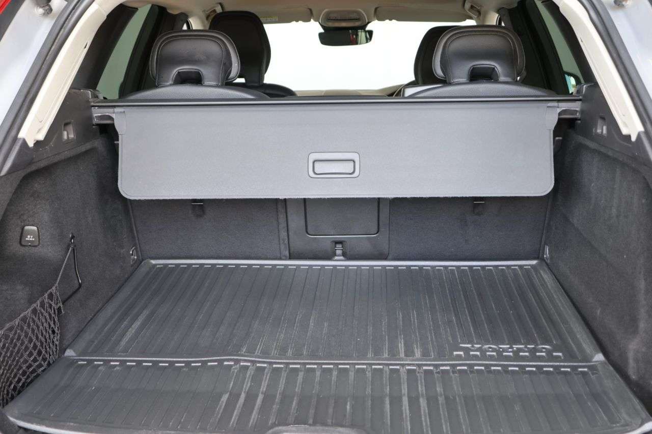 2022 VOLVO XC60 2022 VOLVO XC60