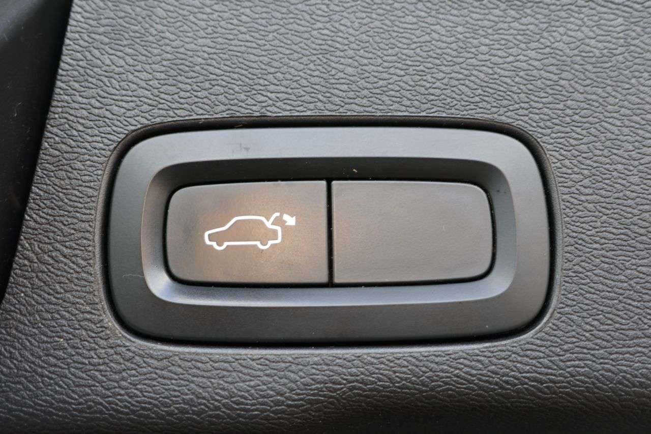 2022 VOLVO XC60 2022 VOLVO XC60