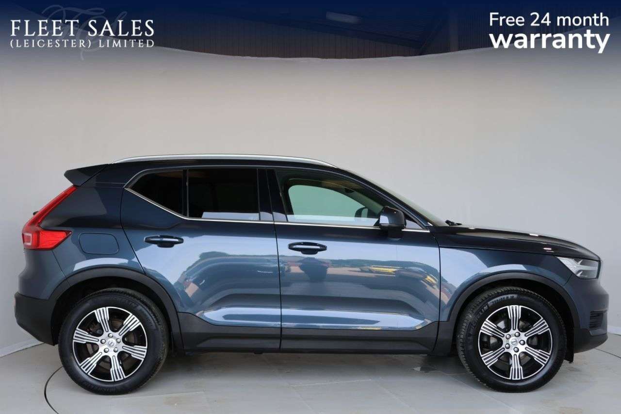 A 2021 VOLVO XC40 1.5 T3 Inscription SUV 5dr Petrol Manual Euro 6 (s/s) (163 ps) REAR CAMERA A 2021 VOLVO XC40 1.5 T3 Inscription SUV 5dr Petrol Manual Euro 6 (s/s) (163 ps) REAR CAMERA