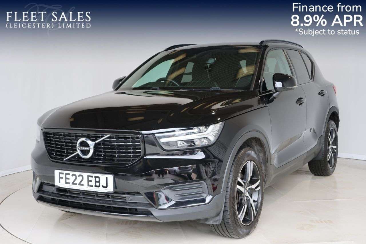 A 2022 VOLVO XC40 1.5 T3 R-Design SUV 5dr Petrol Auto Euro 6 (s/s) (163 ps) FREE DELIVERY WIT A 2022 VOLVO XC40 1.5 T3 R-Design SUV 5dr Petrol Auto Euro 6 (s/s) (163 ps) FREE DELIVERY WIT