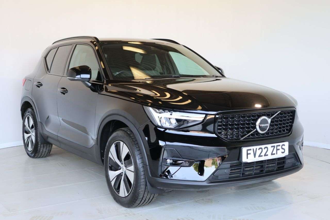 2022 VOLVO XC40 2022 VOLVO XC40