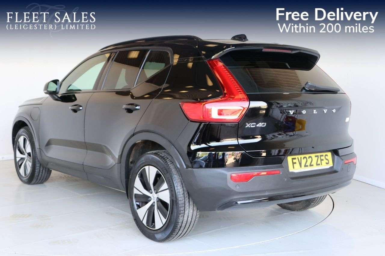 2022 VOLVO XC40 2022 VOLVO XC40