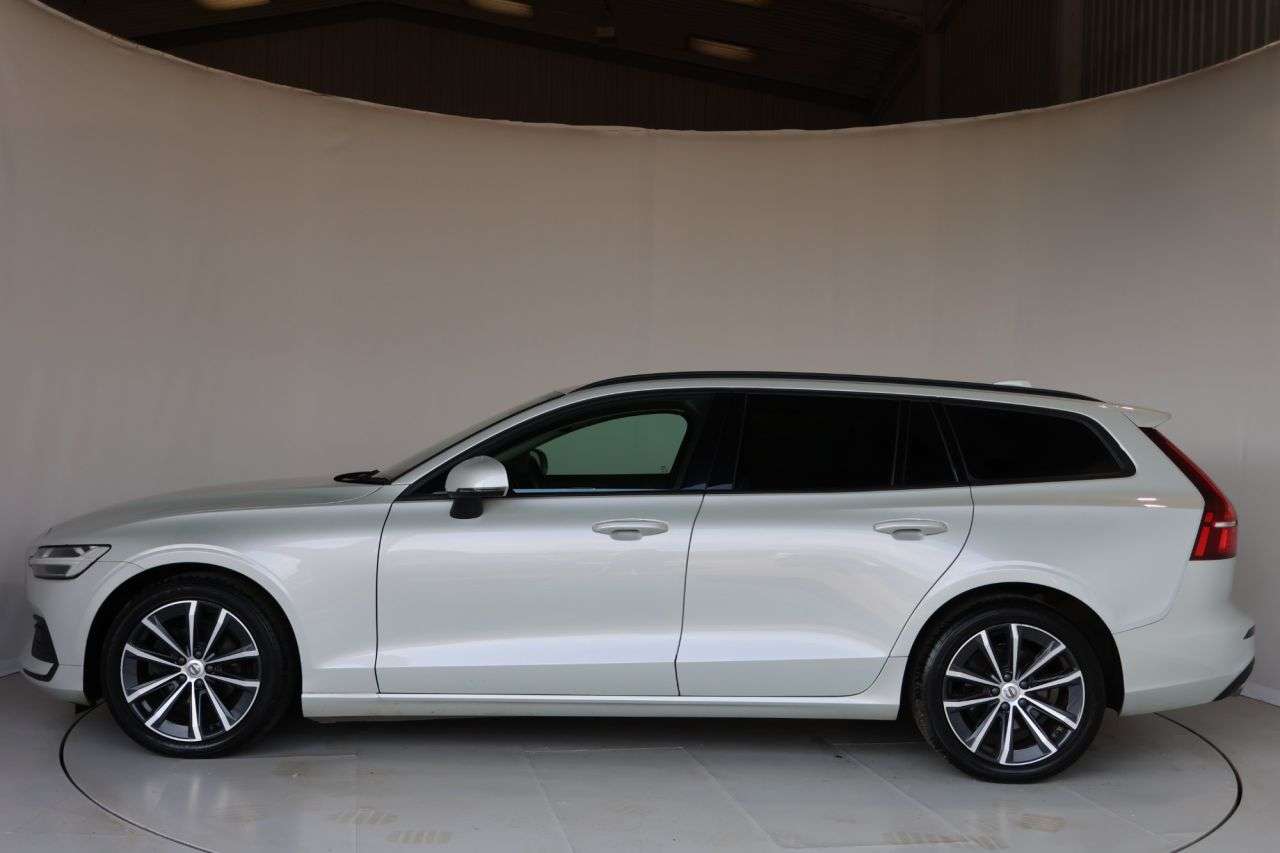 2022 VOLVO V60 2022 VOLVO V60