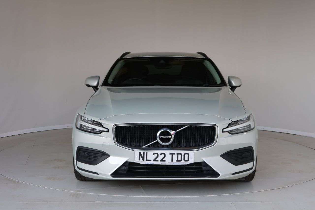 2022 VOLVO V60 2022 VOLVO V60