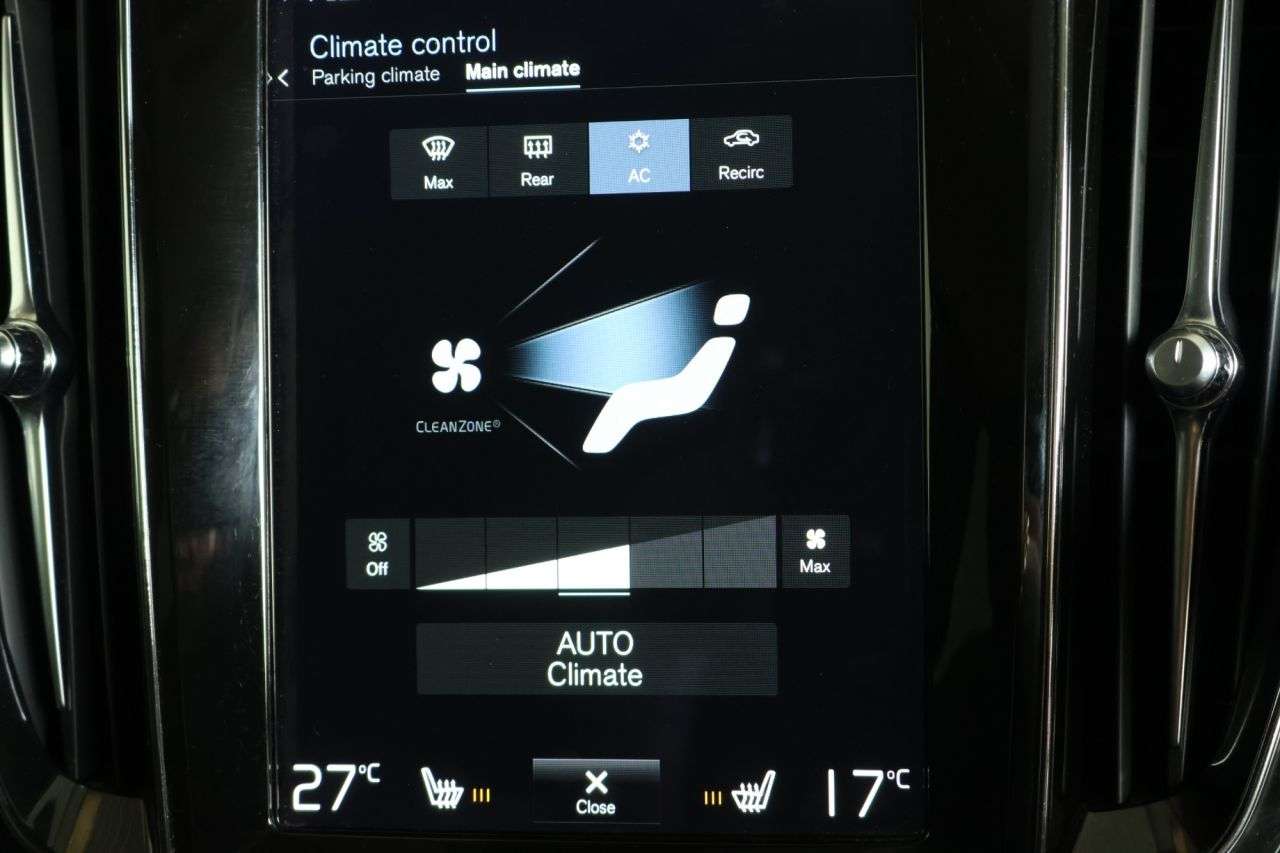 2022 VOLVO V60 2022 VOLVO V60