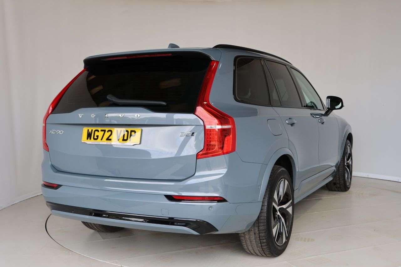 2022 VOLVO XC90 2022 VOLVO XC90