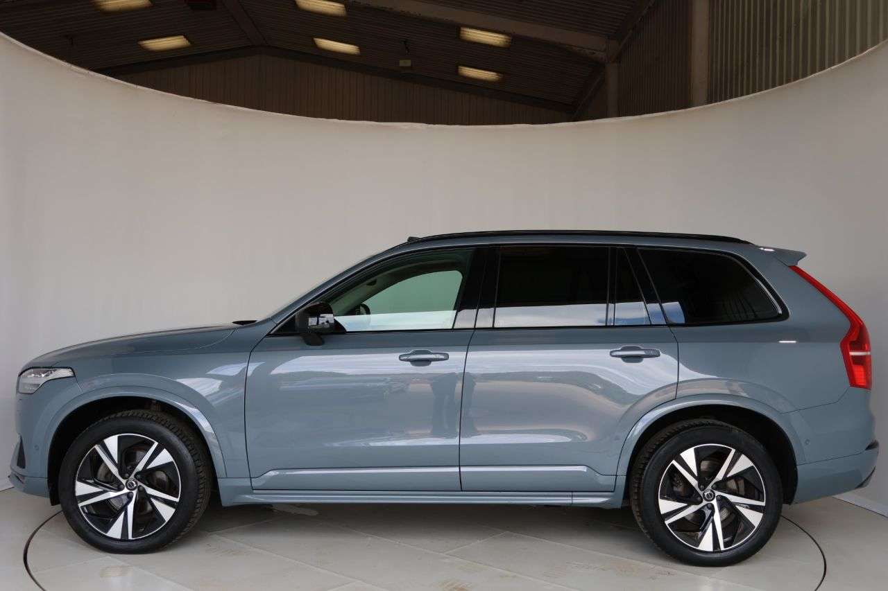 2022 VOLVO XC90 2022 VOLVO XC90