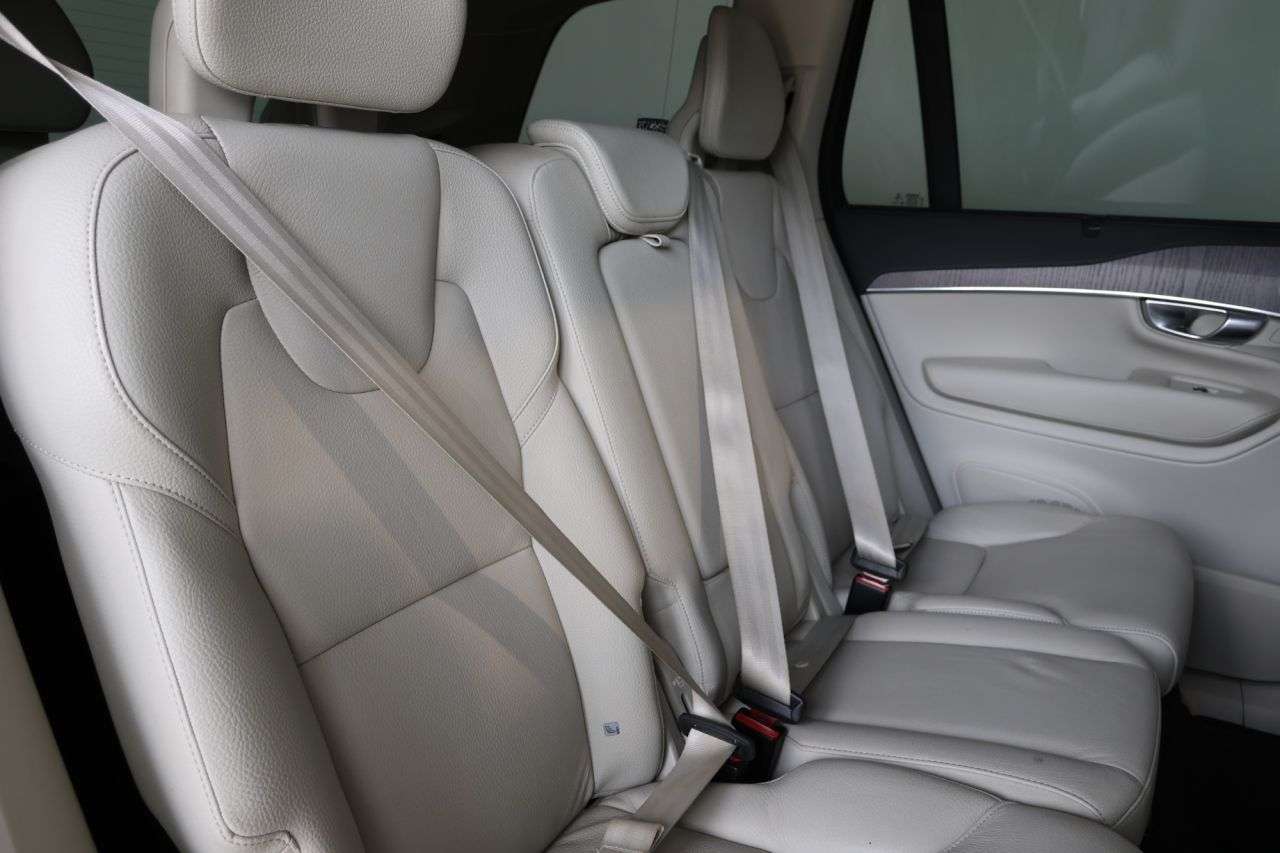 2022 VOLVO XC90 2022 VOLVO XC90
