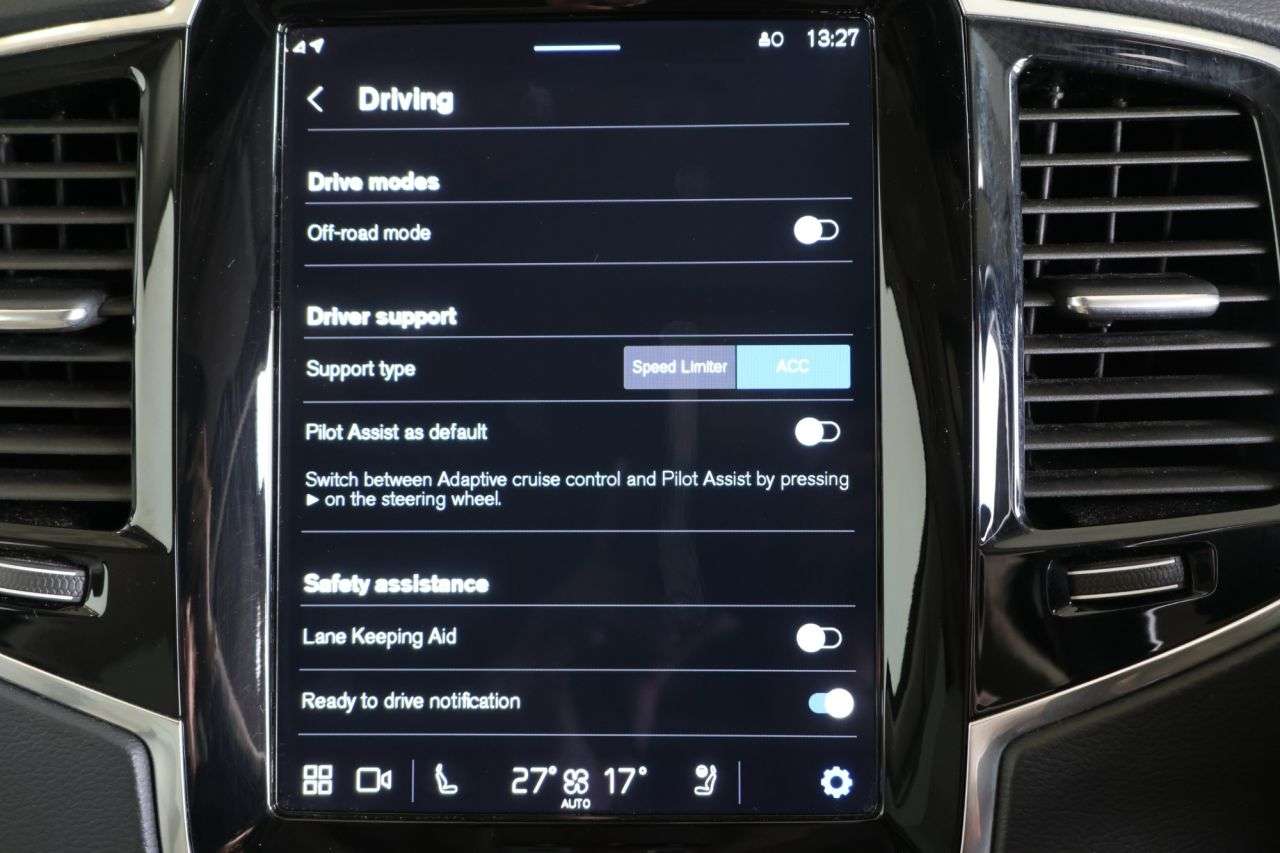 2022 VOLVO XC90 2022 VOLVO XC90
