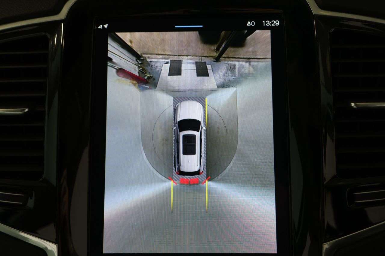 2022 VOLVO XC90 2022 VOLVO XC90