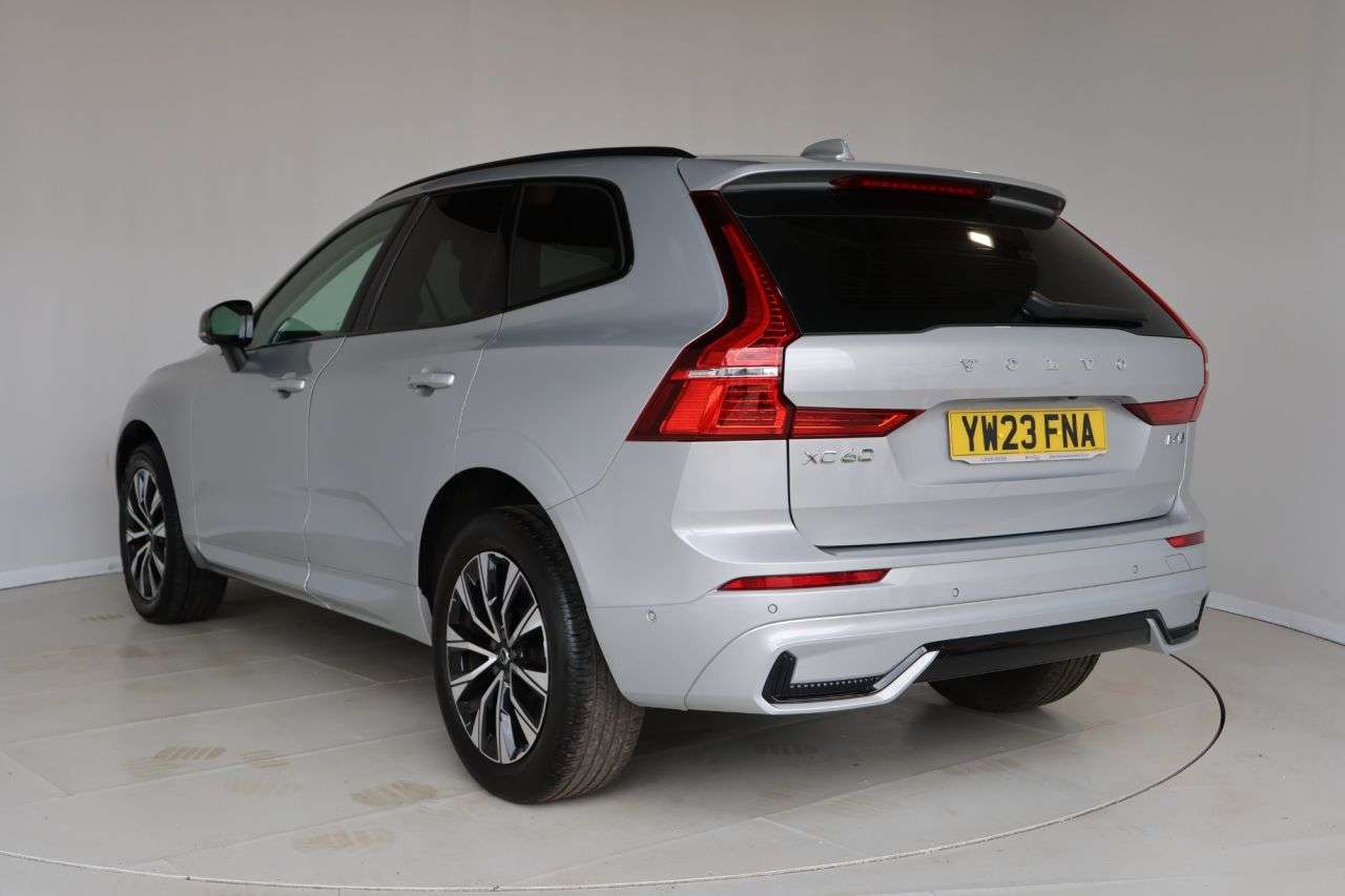 2023 VOLVO XC60 2023 VOLVO XC60