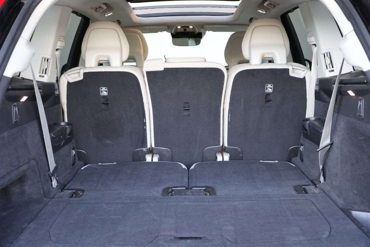 2021 VOLVO XC90 2021 VOLVO XC90