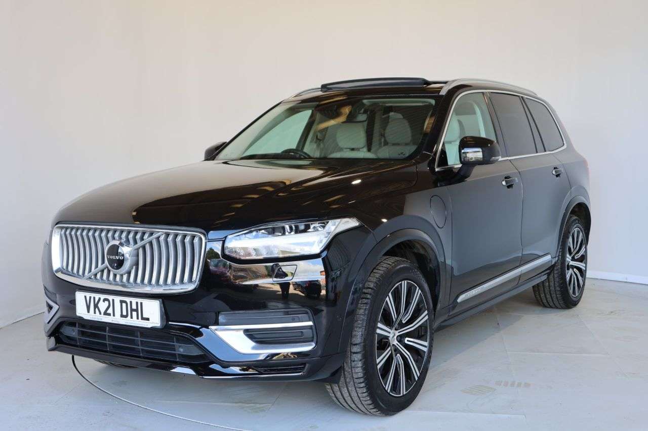 A 2021 VOLVO XC90 2.0h T8 Twin Engine Recharge 11.6kWh Inscription SUV 5dr Petrol Plug-in Hyb A 2021 VOLVO XC90 2.0h T8 Twin Engine Recharge 11.6kWh Inscription SUV 5dr Petrol Plug-in Hyb
