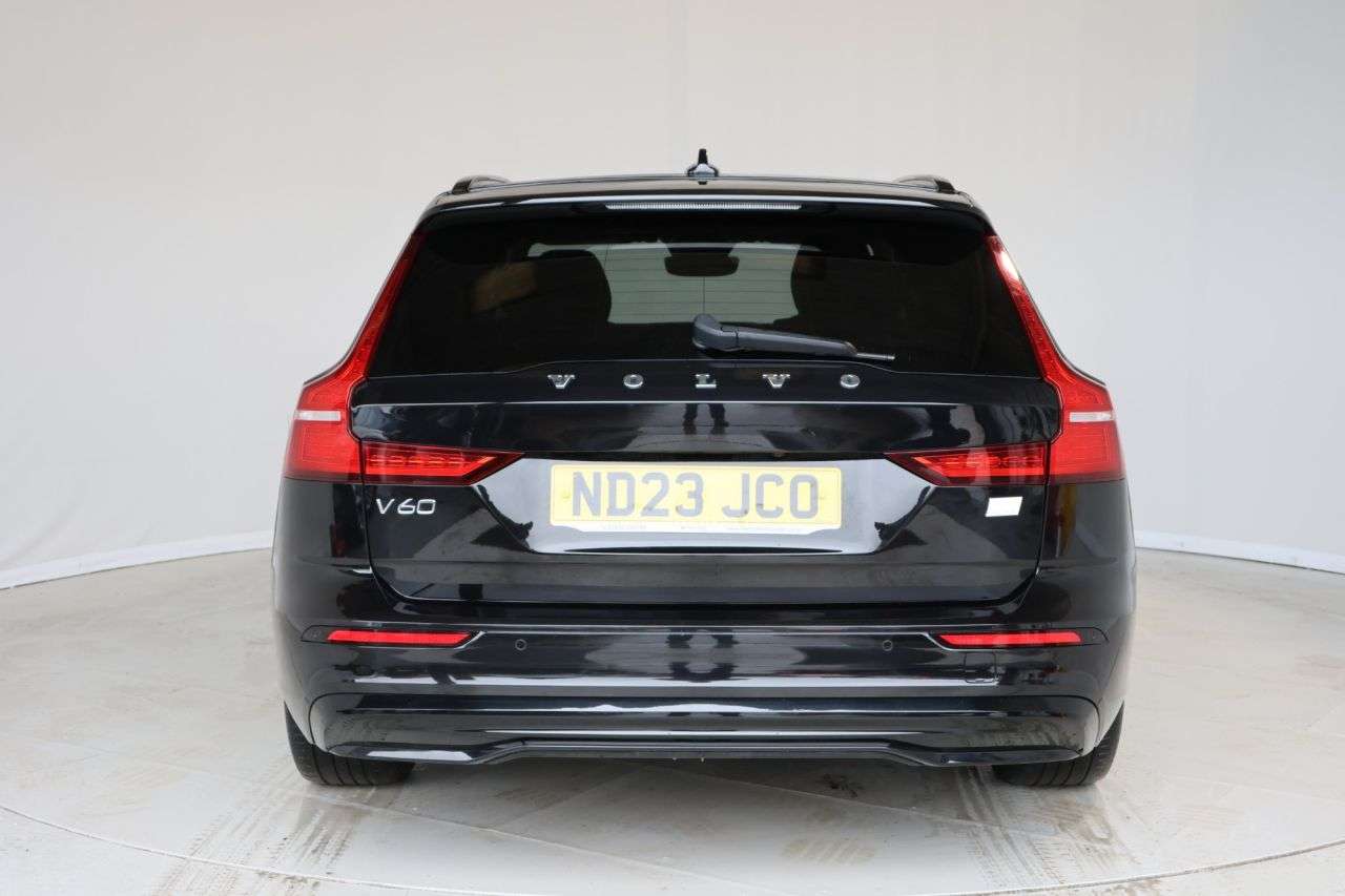 2023 VOLVO V60 2023 VOLVO V60