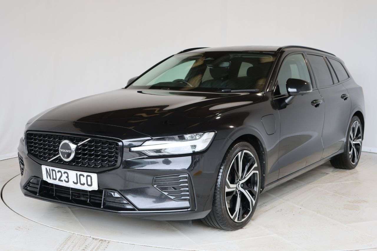 A 2023 VOLVO V60 2.0 T6 Recharge 18.8kWh Plus Estate 5dr Petrol Plug-in Hybrid Auto AWD Euro A 2023 VOLVO V60 2.0 T6 Recharge 18.8kWh Plus Estate 5dr Petrol Plug-in Hybrid Auto AWD Euro