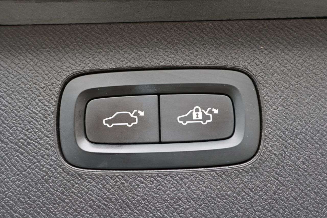 2021 VOLVO XC90 2021 VOLVO XC90