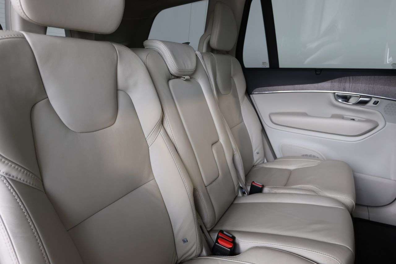 2021 VOLVO XC90 2021 VOLVO XC90