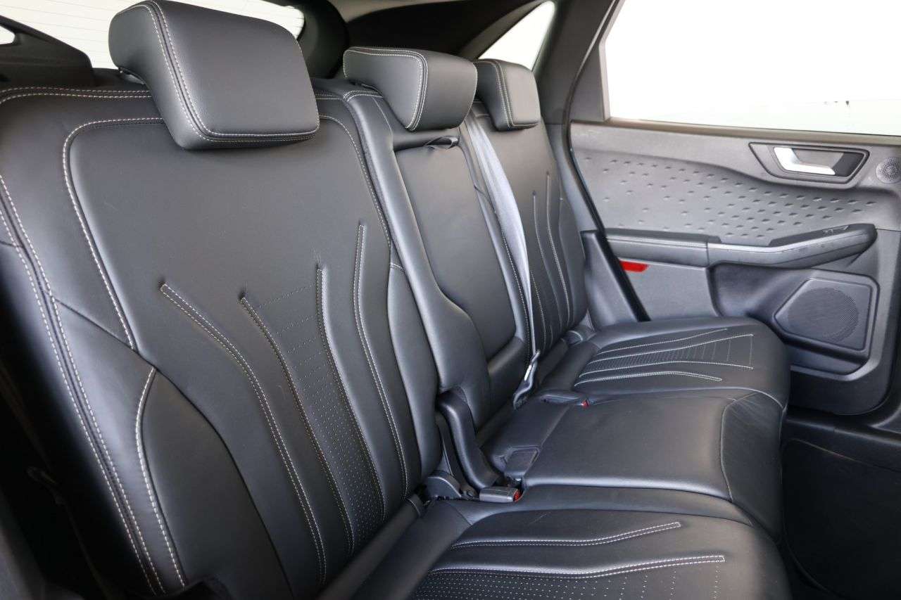 2021 FORD KUGA 2021 FORD KUGA