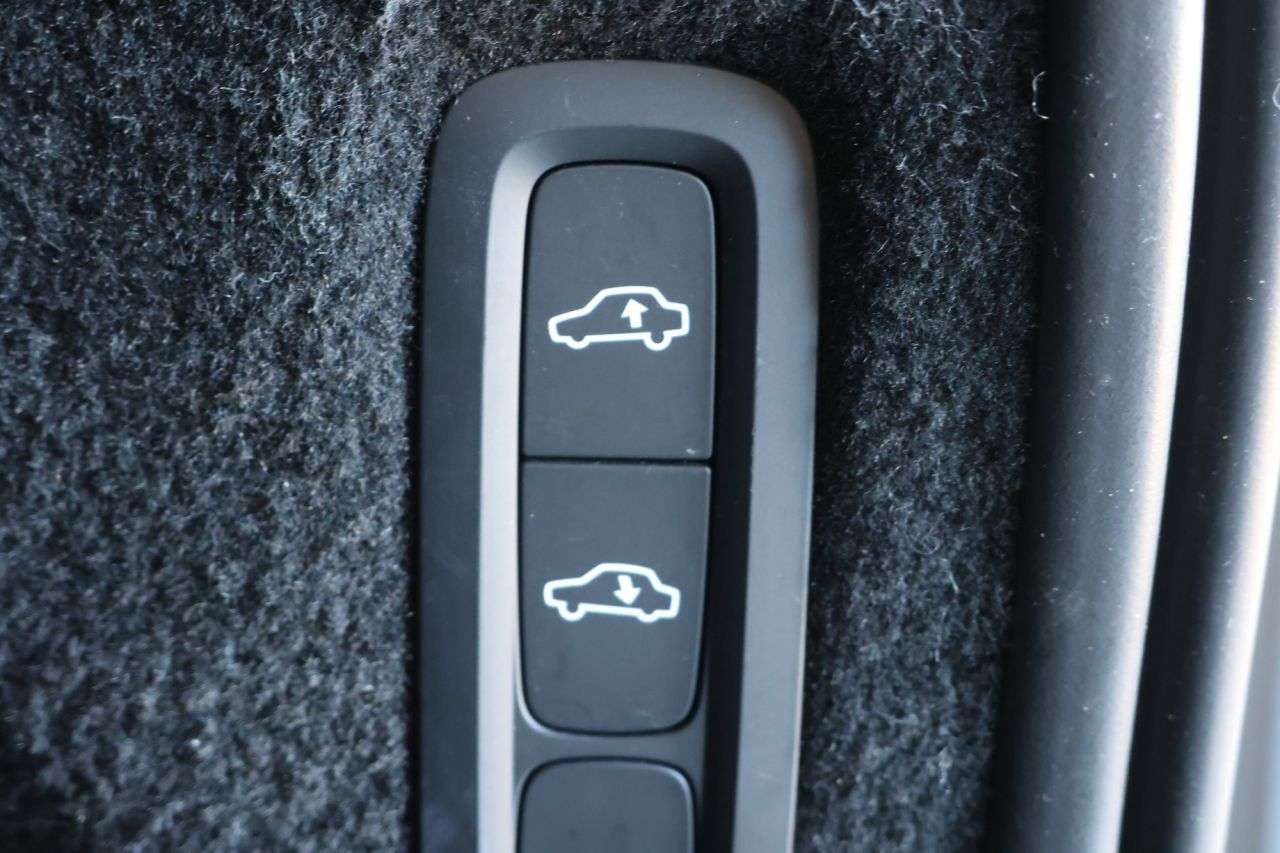 2022 VOLVO XC90 2022 VOLVO XC90