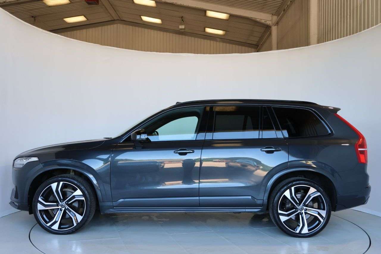 2022 VOLVO XC90 2022 VOLVO XC90