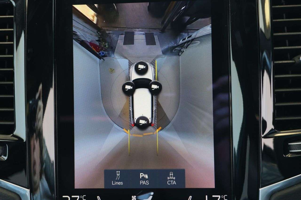 2022 VOLVO XC90 2022 VOLVO XC90